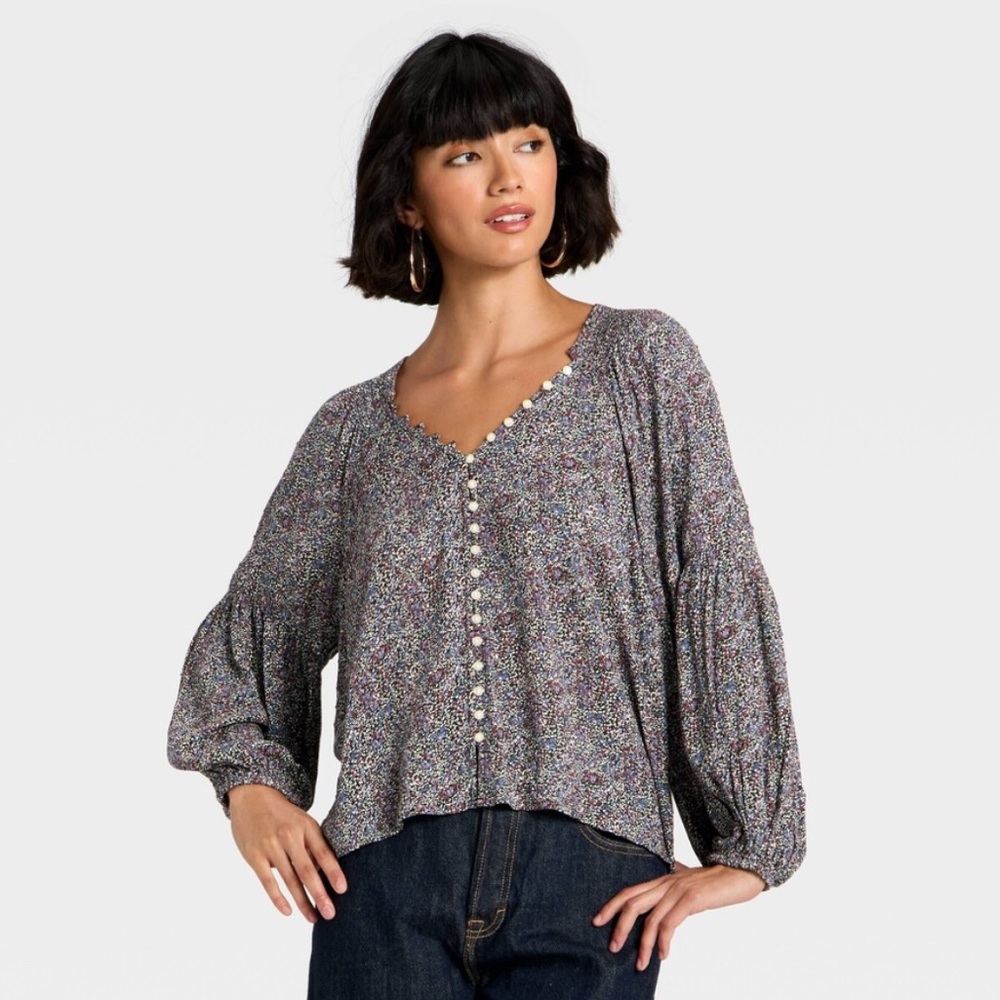 Universal Thread Floral Button-Down Blouse